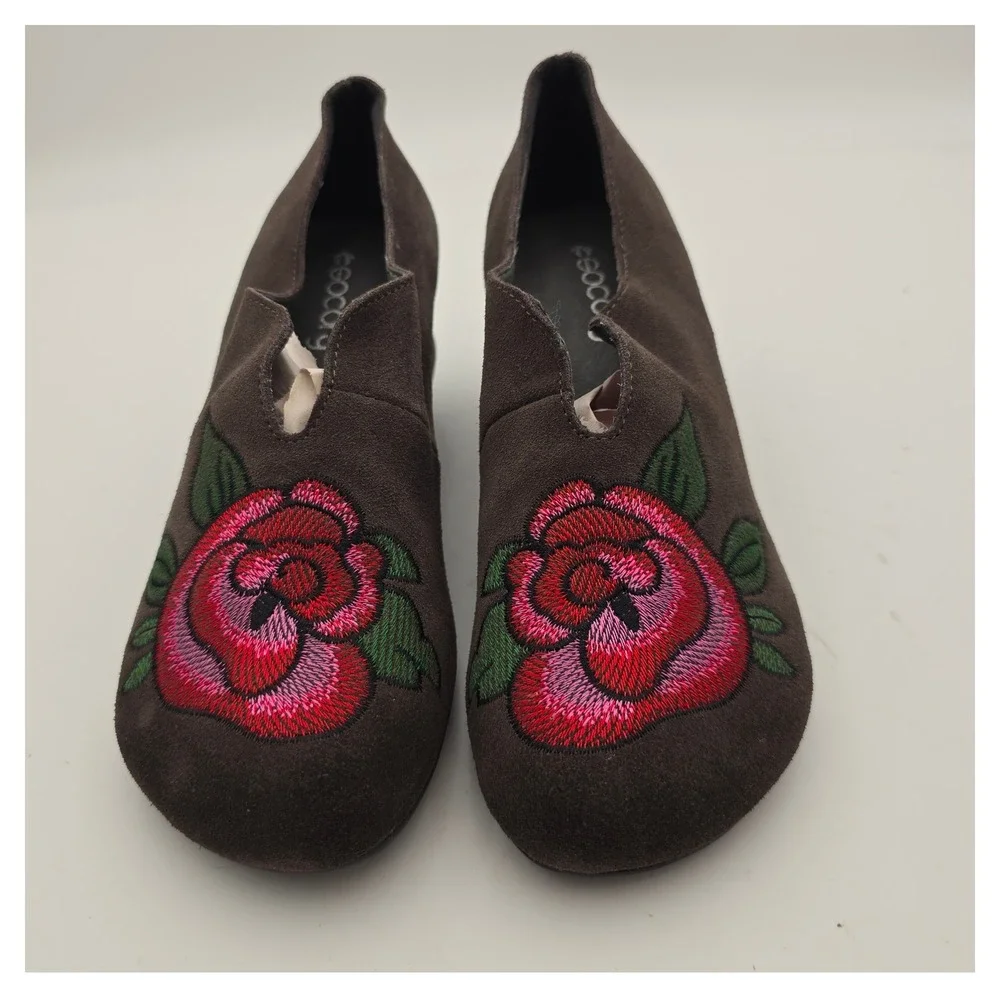 Escocofy Fawn 38/7.5 Suede Shoes Embroidered Rose Comfort Round Heel Loafer Boho
